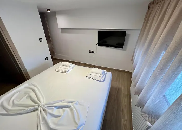 Apartman Thano's House 4 *