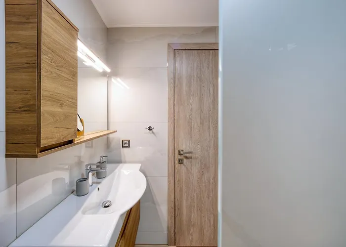 Thano's House 4 Apartman *