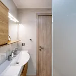 Thano's House 4 Apartment *