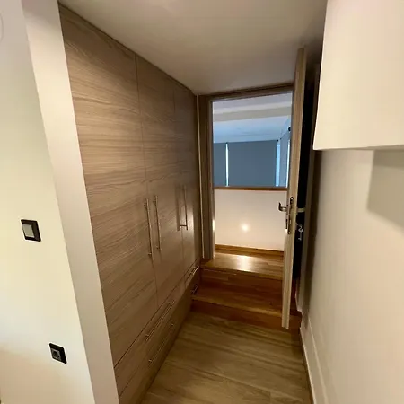 公寓 Thano's House 4