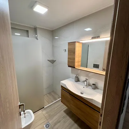 Thano's House 4 公寓 沃洛斯